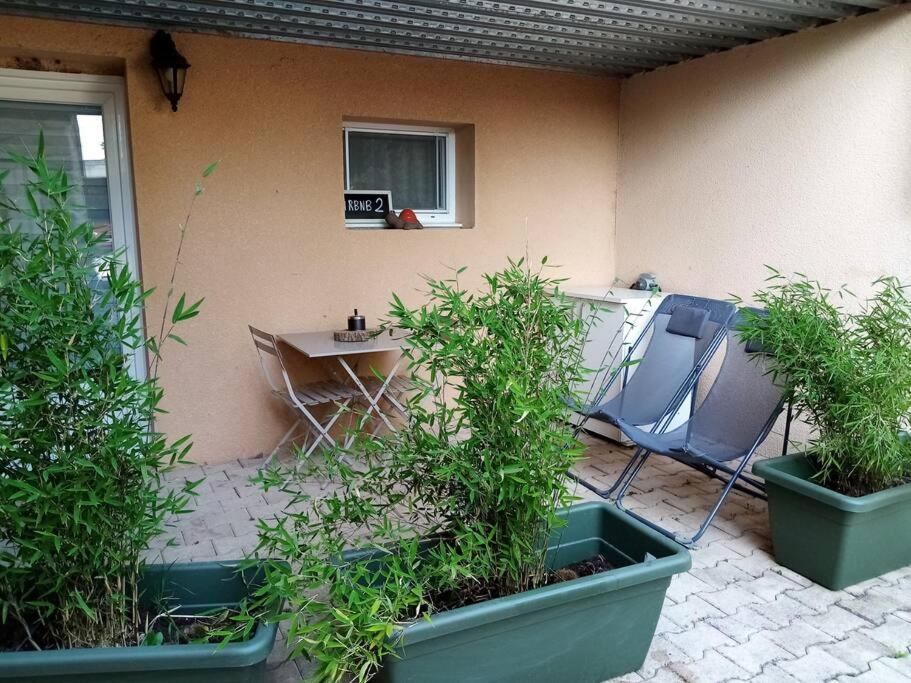 Studio Meuble Independant Tout Confort Classe 2** Aubenas Exterior photo
